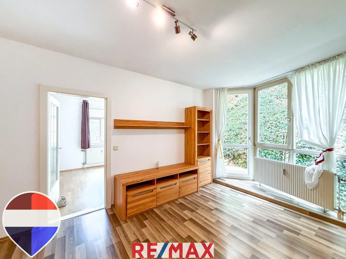 Naturnahe Wohnung mit Terrasse und Tiefgarage