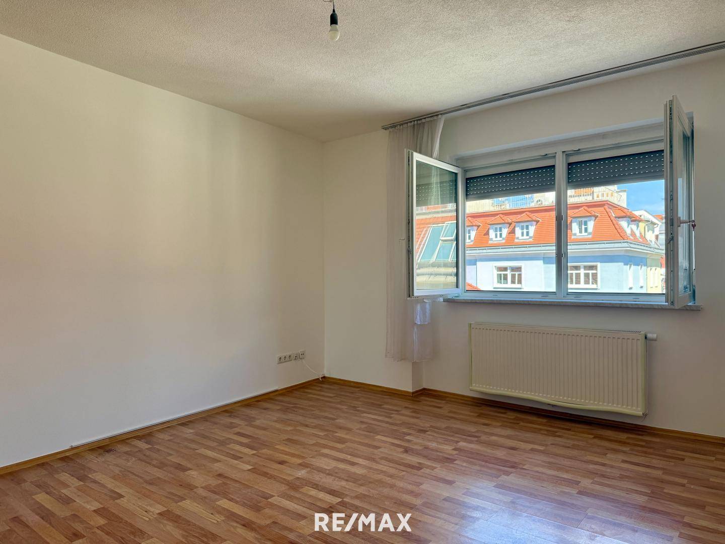 Domblick helle Wohnung in zentraler Lage ruhig