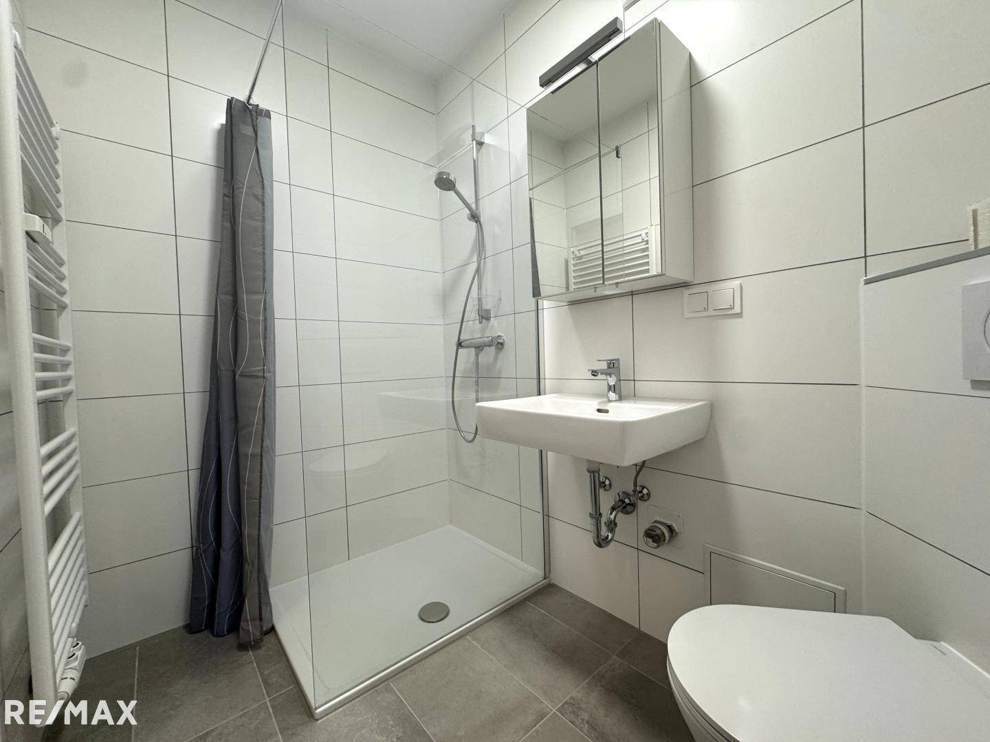 Erstbezug Garçonnière mit Balkon