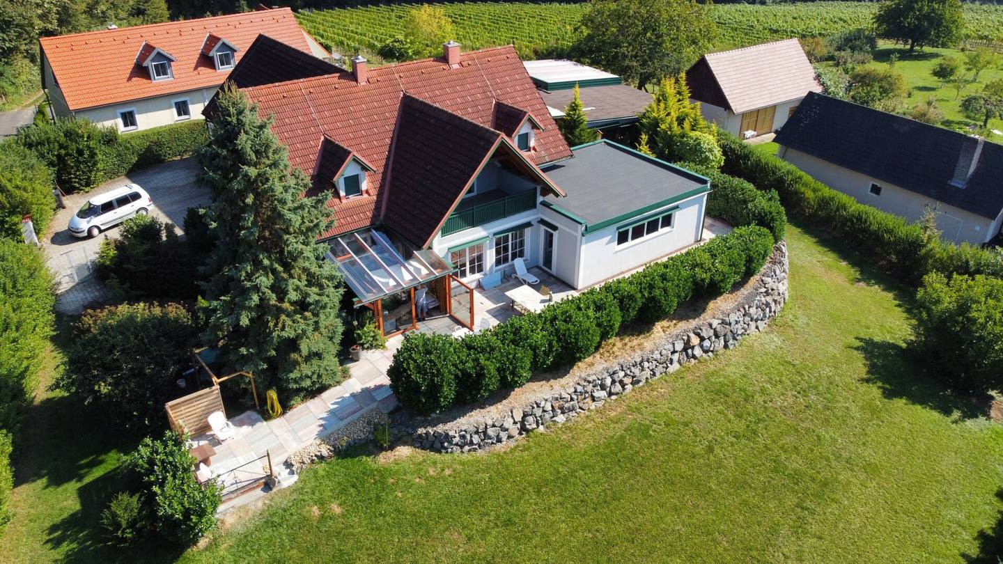 Landhaus mit Garten in Klöch