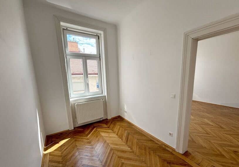 Small Office Near Franz Josefs Bahnhof