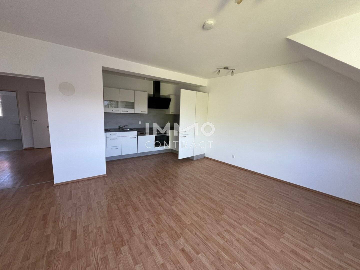 Attic apartment in Pöchlarn with balcony and parking