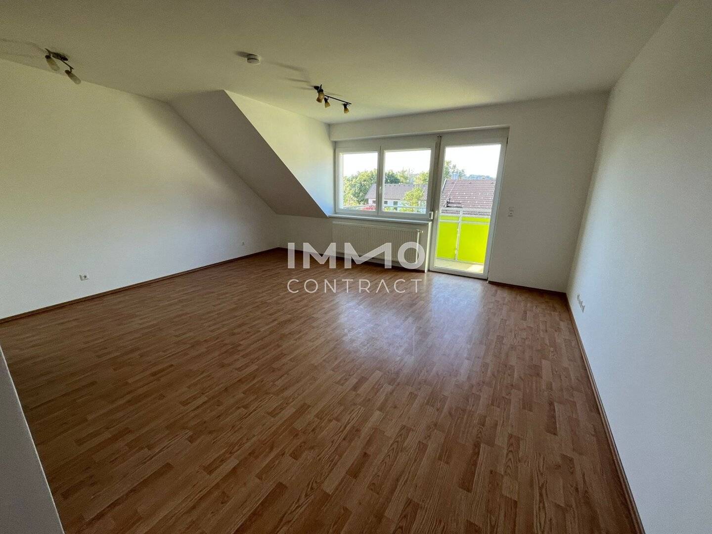 Attic apartment in Pöchlarn with balcony and parking