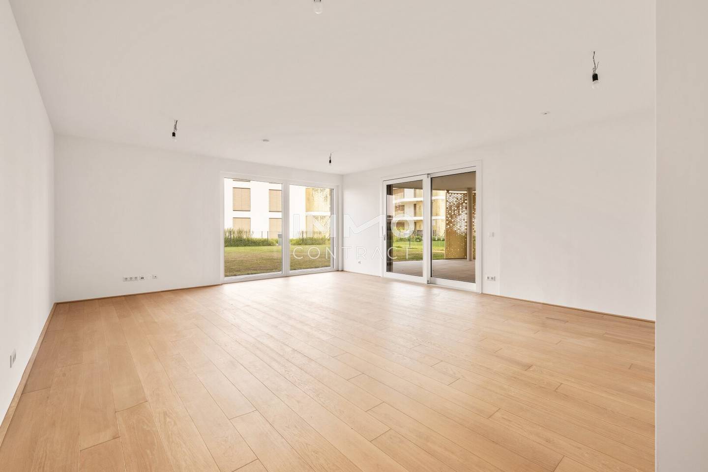 Wohnung mit großem Garten und privatem Badesteg