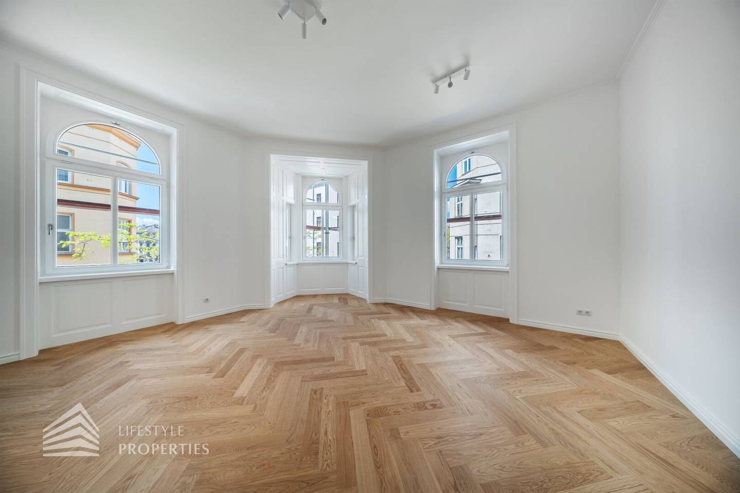 Wohnung Erstbezug im sanierten Altbau