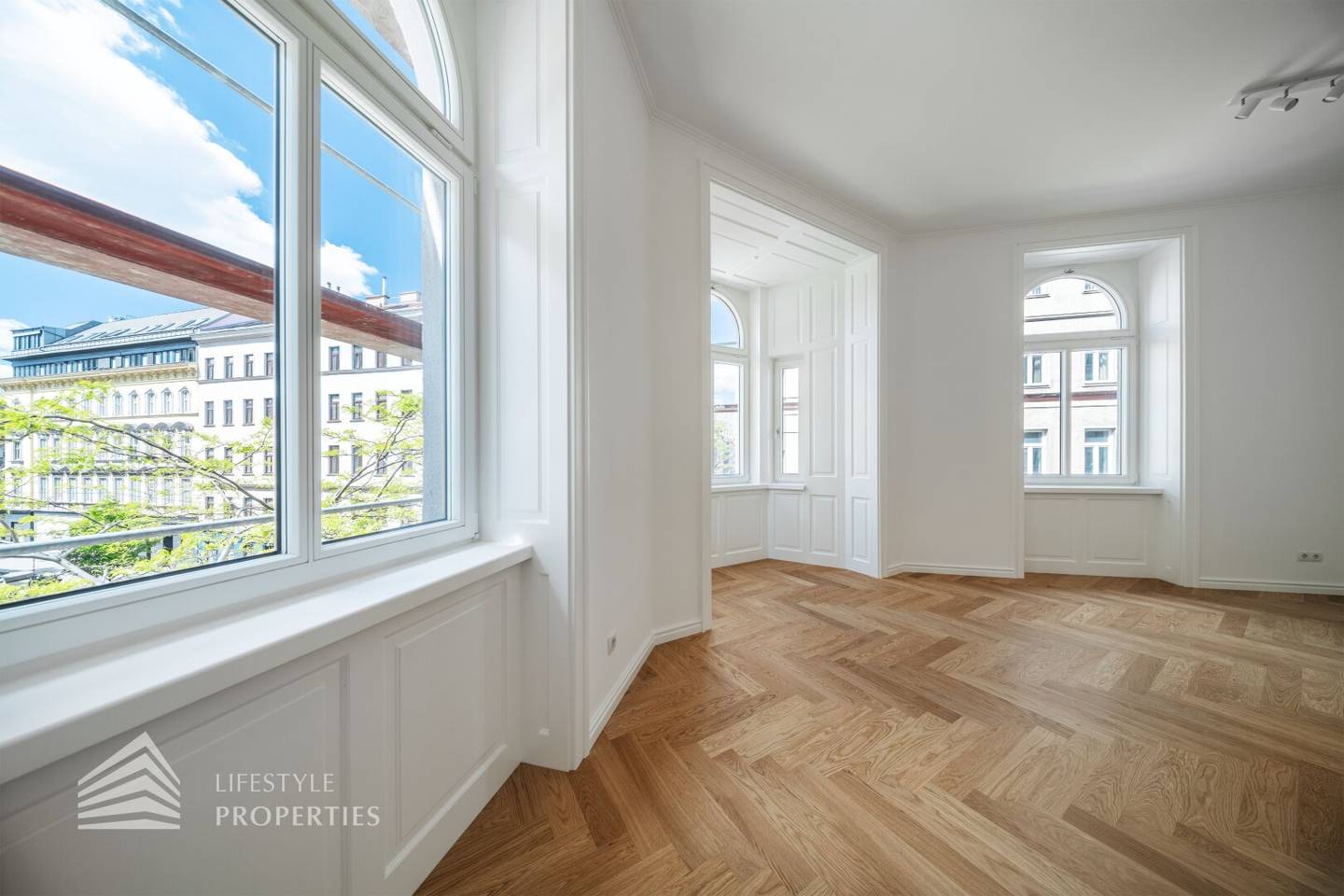 Wohnung Erstbezug im sanierten Altbau