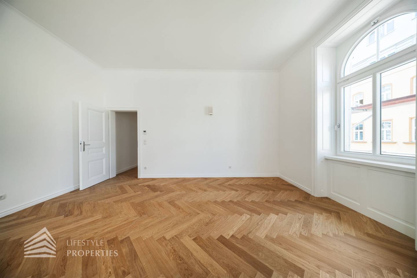 Wohnung Erstbezug im sanierten Altbau