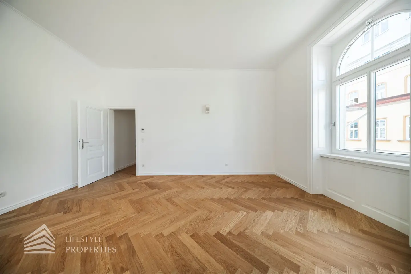 Wohnung Erstbezug im sanierten Altbau