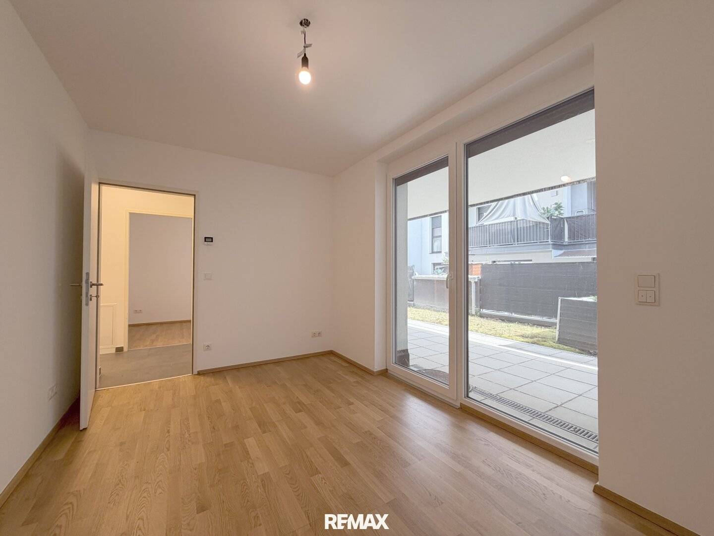 Erdgeschosswohnung mit Garten und Terrasse