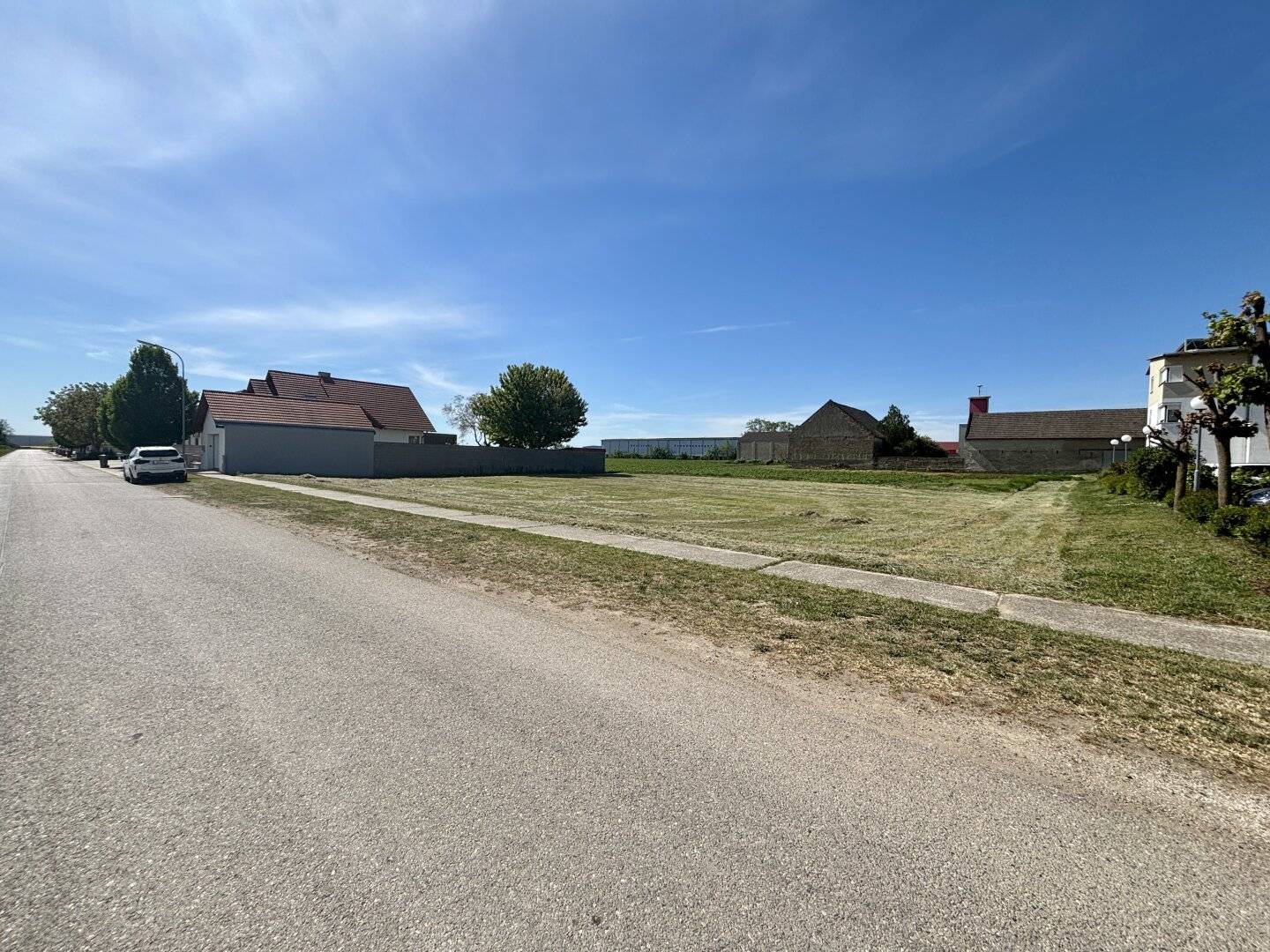 Zwei Baugrundstücke in Tadten, je 703 u. 705 m²