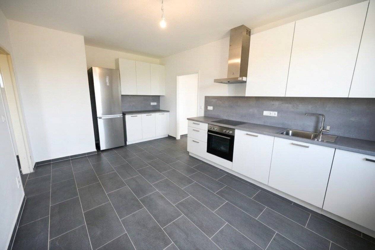 Wohnung mit Wohnküche in ruhiger Seitenstraße