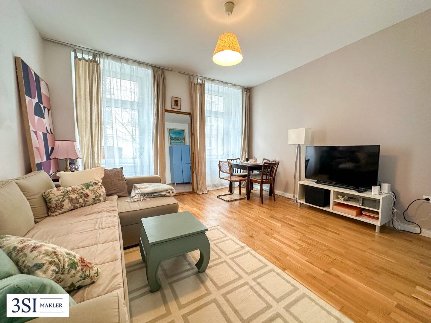 Apartment with historic building charm in central Mariahilf
