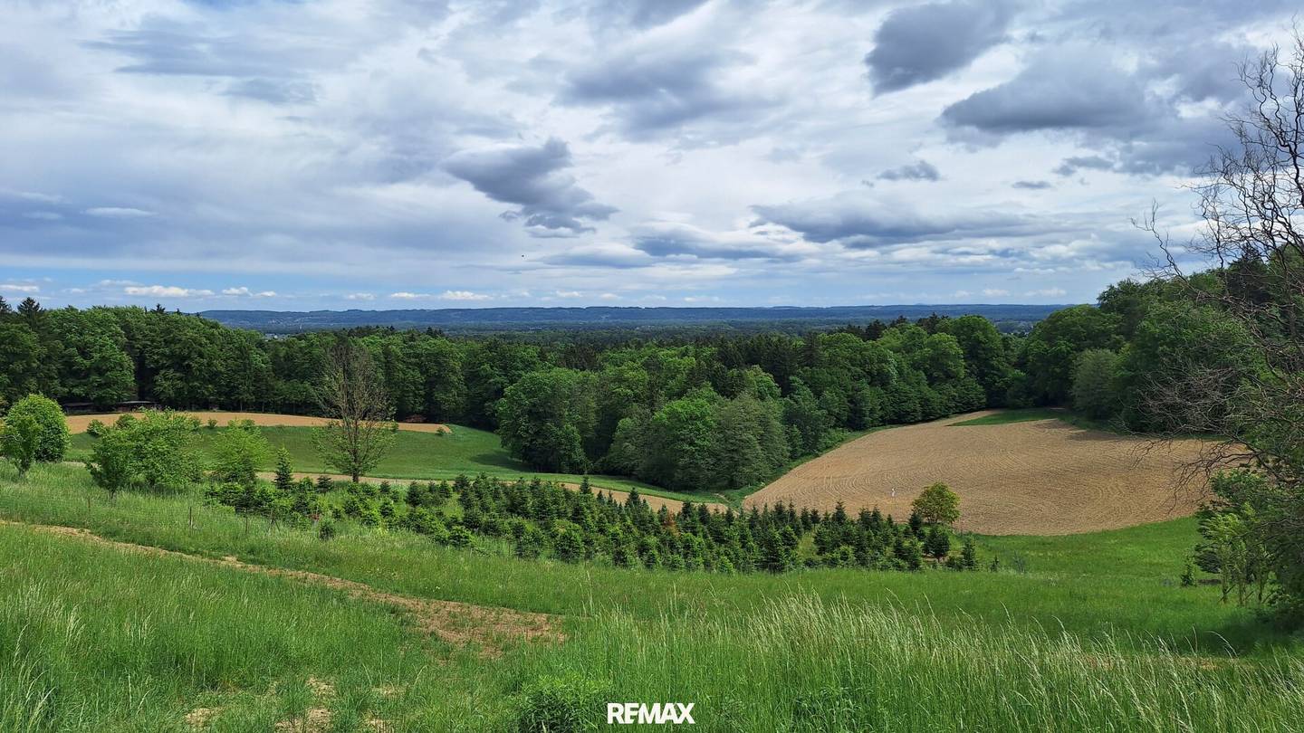 Grundstück in Maxlon mit Weitblick