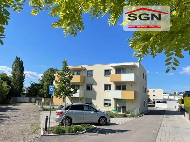 Newly built apartment with balcony and first occupancy