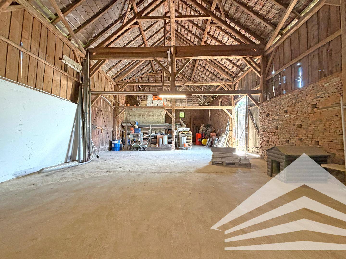 Warehouse 252m² Wilhering to rent