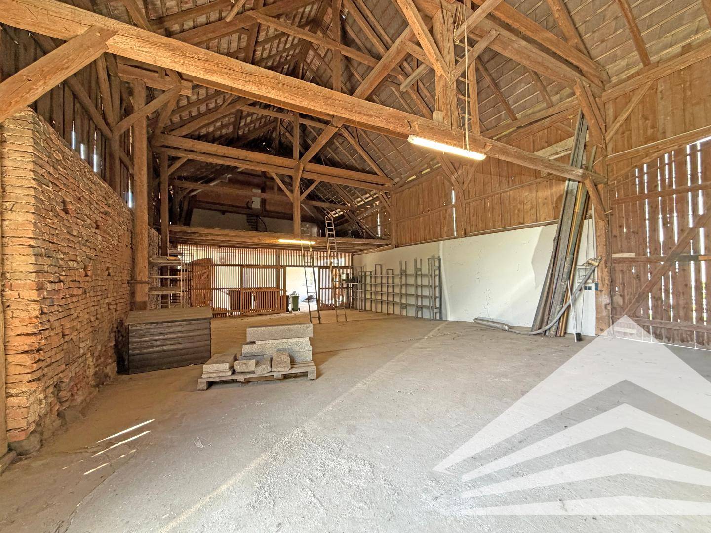 Warehouse 252m² Wilhering to rent