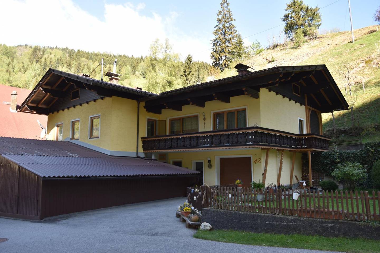 Wohnhaus mit Geschäftslokal in Kremsbrücke