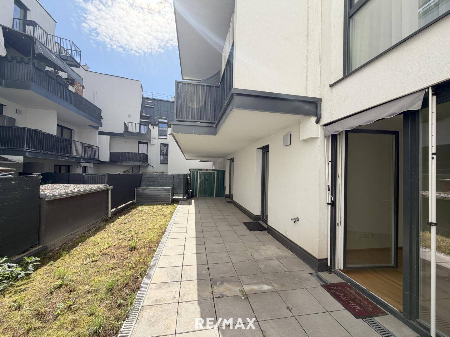 Ground floor apartment with terrace and garden