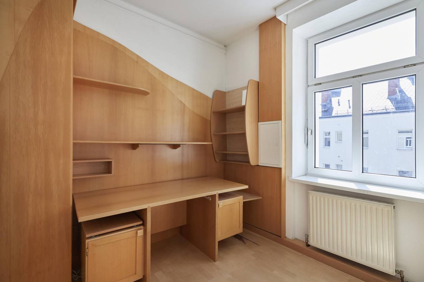 Altbauwohnung mit Charme und Kachelofen
