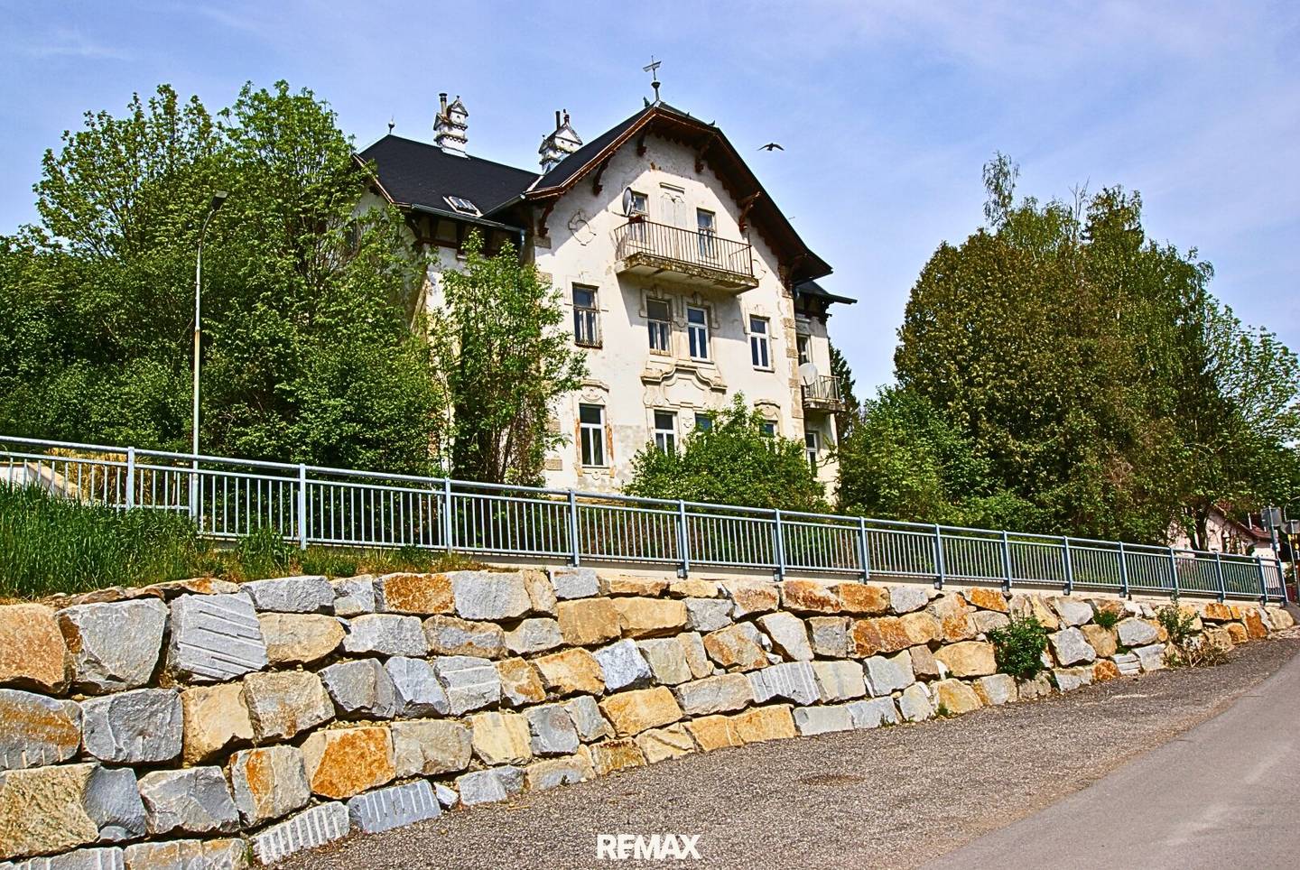 Turn-of-the-Century Villa in Kirchbach