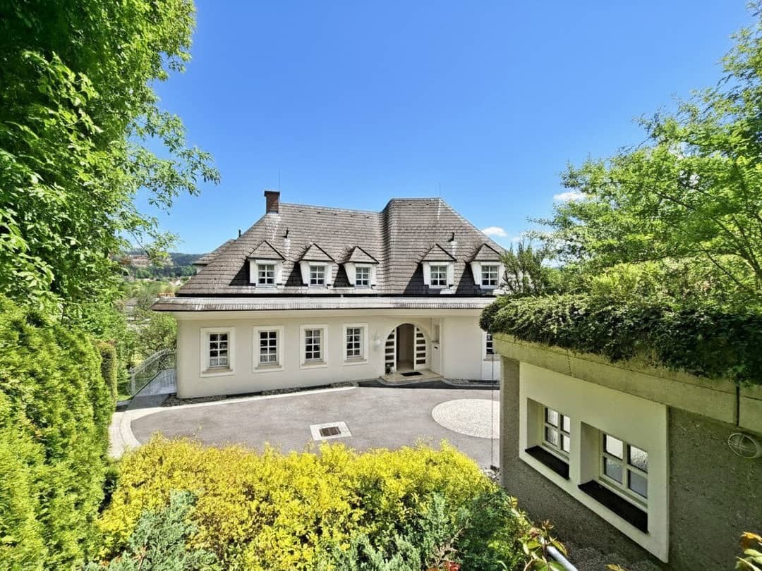 Luxury Country House in Anger, 302m²