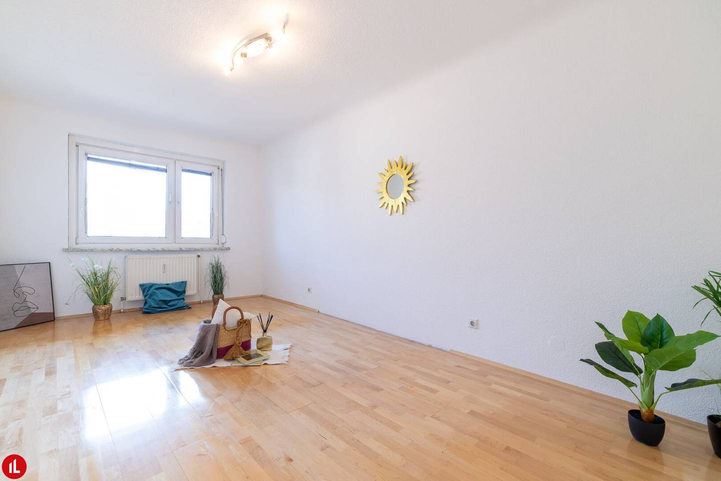 Apartment in central location with balcony and elevator