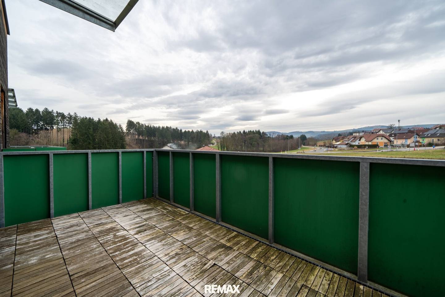 Apartment in Euratsfeld central location balcony