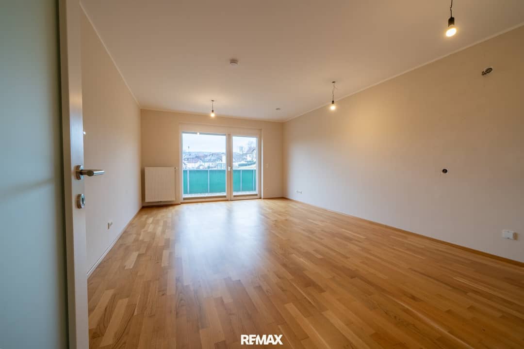 Apartment in Euratsfeld central location balcony