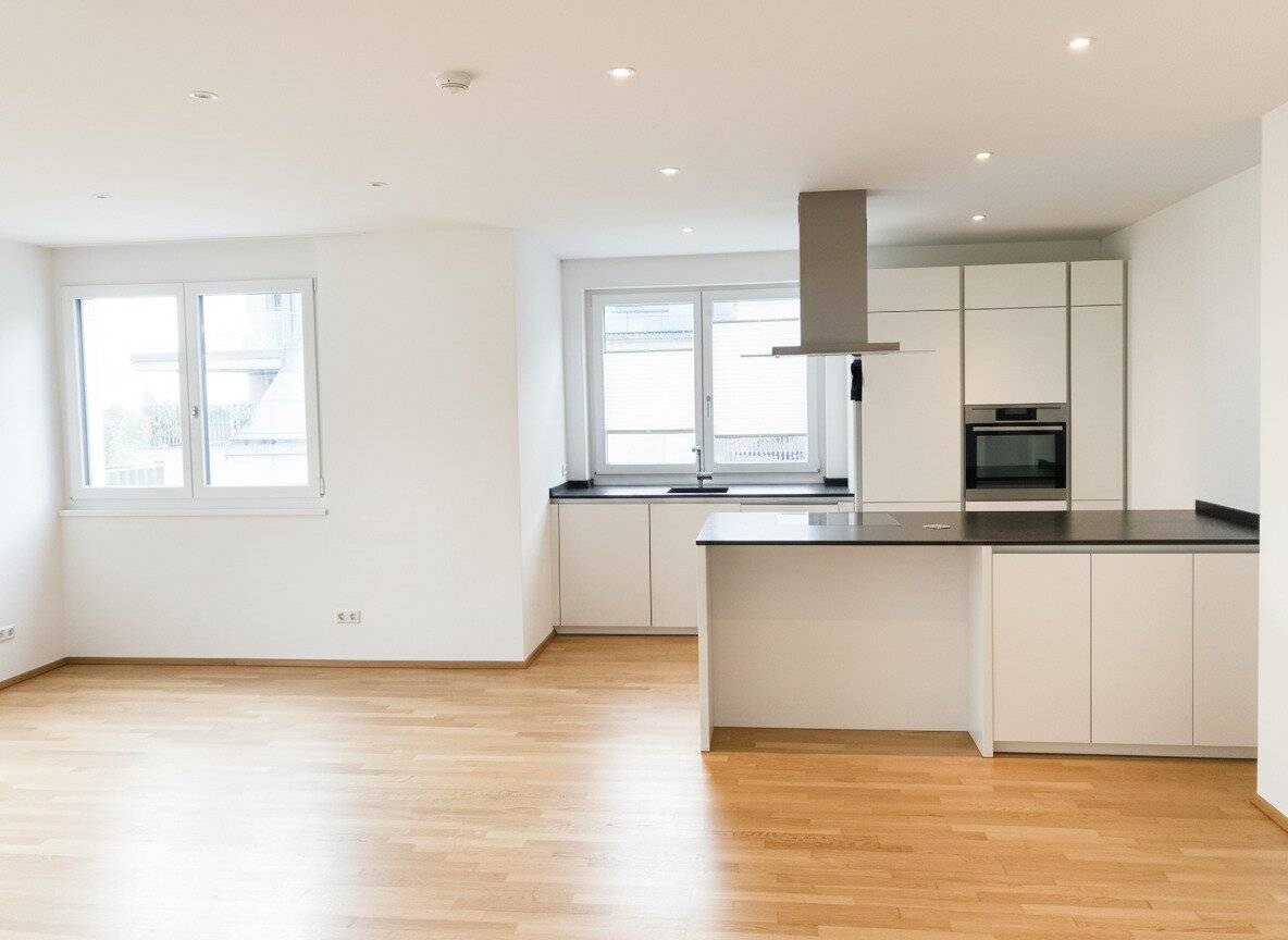 Dachgeschosswohnung mit Balkon Donaublick