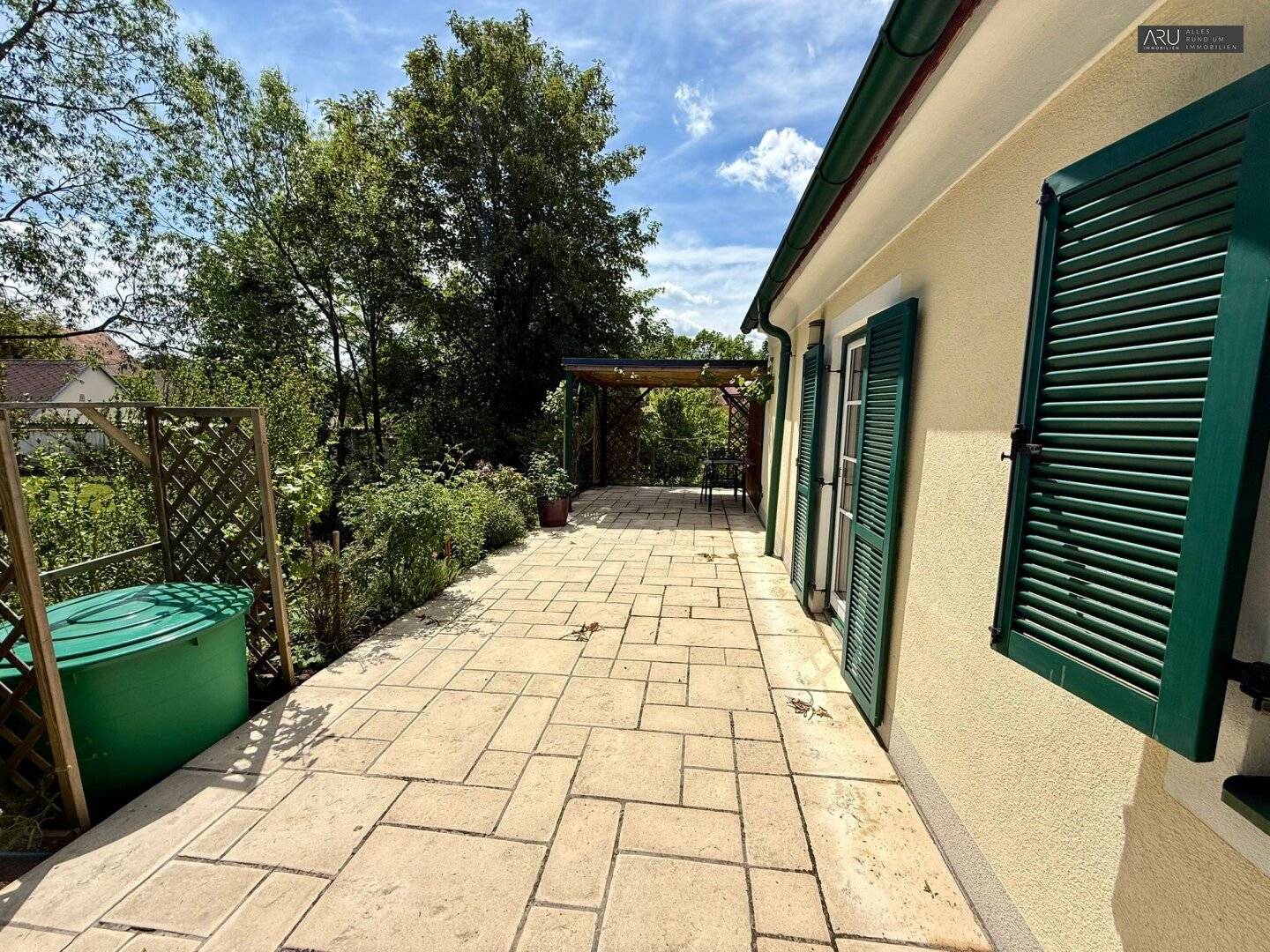 Charmantes Haus m. Garten in Burgau