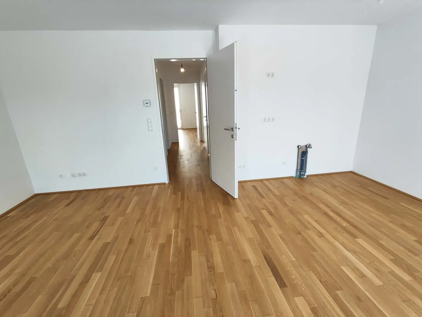 NEUBAU-ERSTBEZUG! SONNIGE 3-Zimmer-WOHNUNG MIT 2 BALKONE im 4. OG Top 2/38
