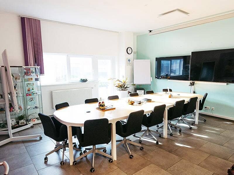 Gewerbehallen mit Büro 2014