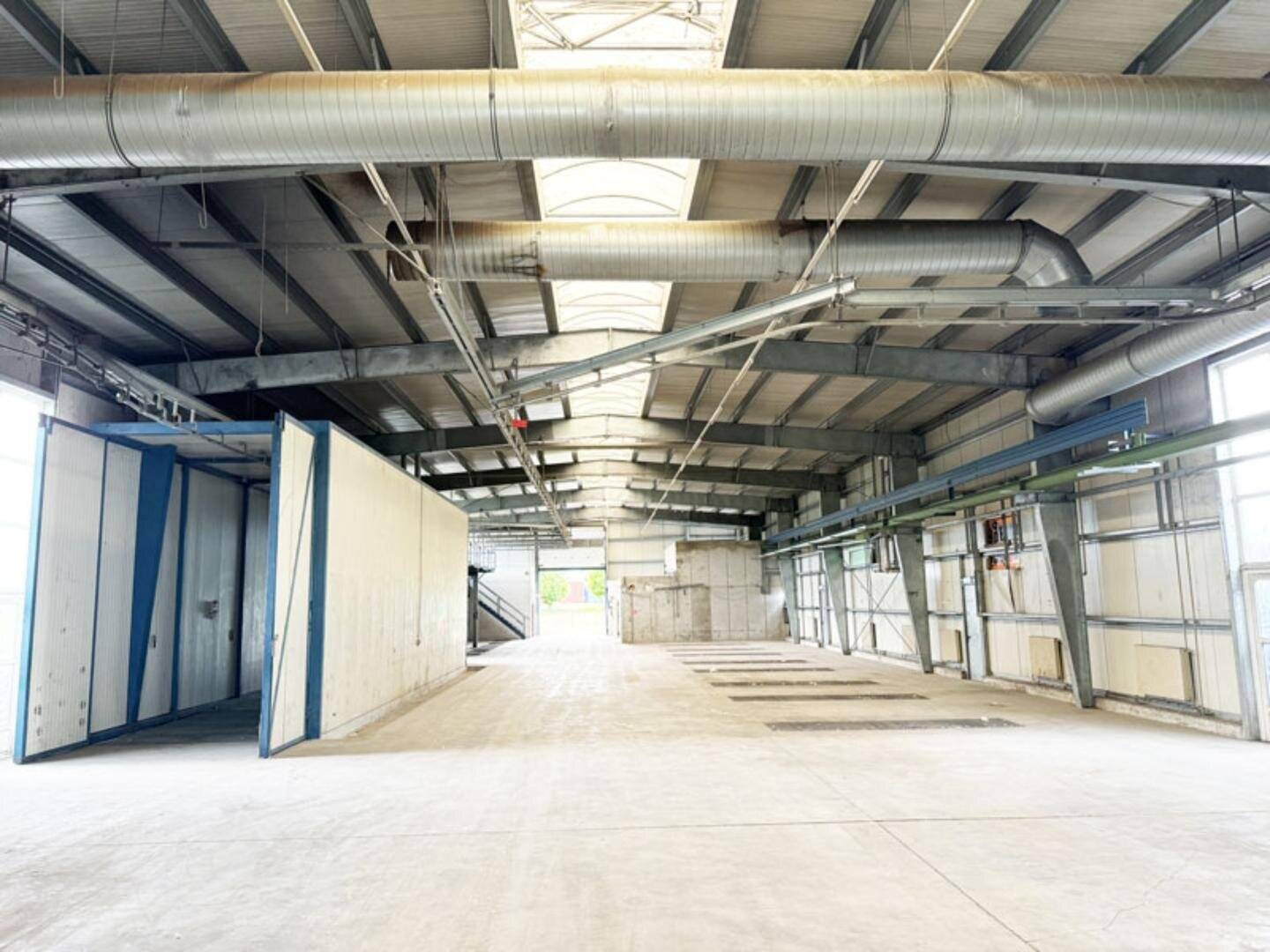 Cold Storage Hall with Large Yard