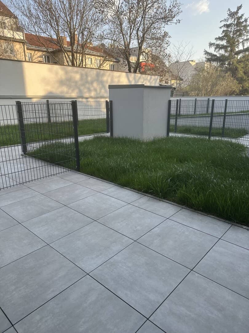 Erdgeschosswohnung sonnige Terrasse Erstbezug