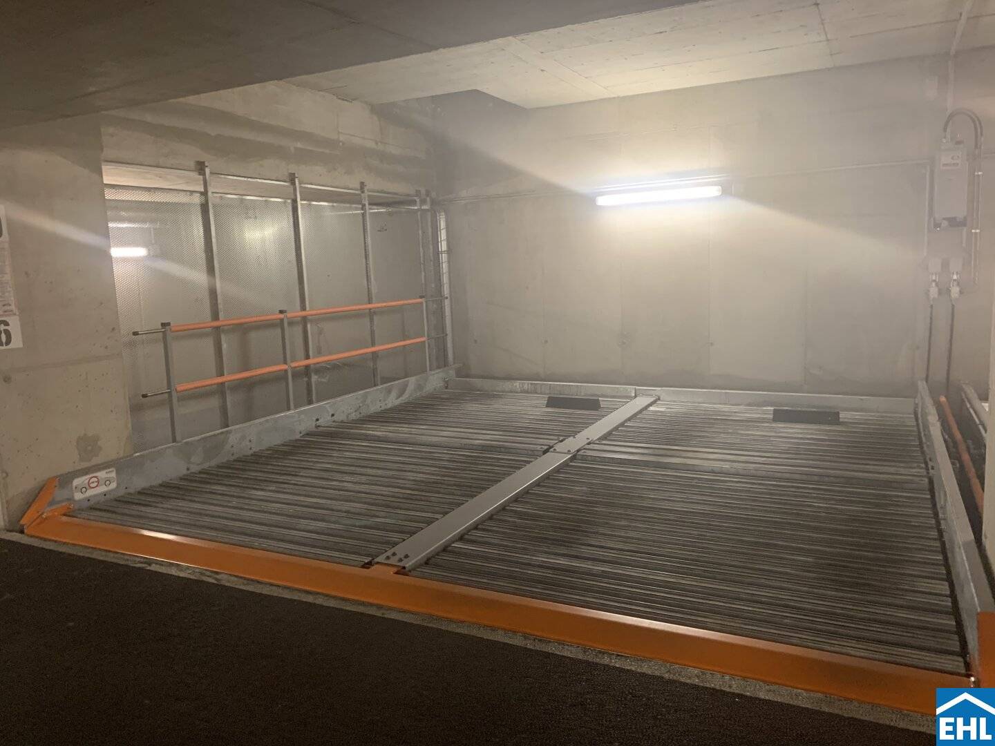 Underground Parking Wien 18