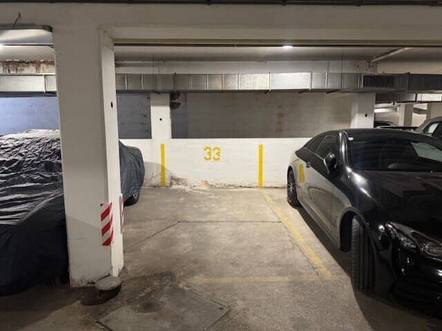 Tiefgaragenplatz Magdalenenstr. Wien