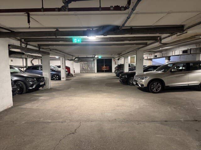 Tiefgaragenplatz Magdalenenstr. Wien