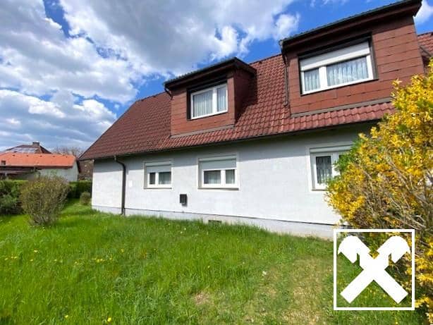 Family Home in Ternitz with Garden