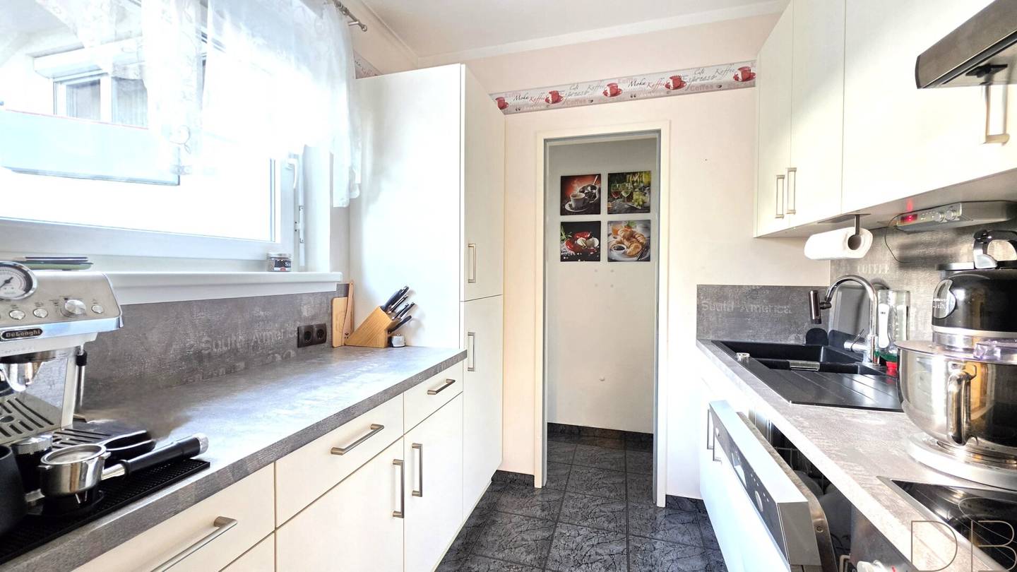 Wohnung mit sonniger Süd Loggia und Parkplatz