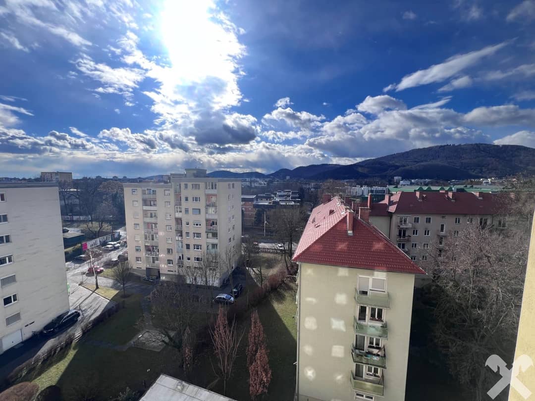 Wohnung Geidorf sonnig und grün mit zwei Balkonen