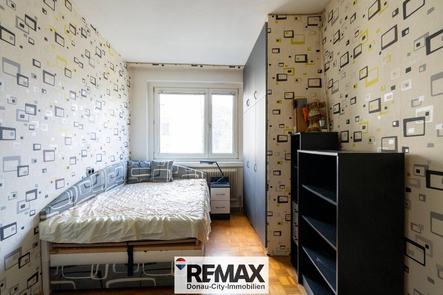 3-Room Apartment with Loggia in Vienna 1120