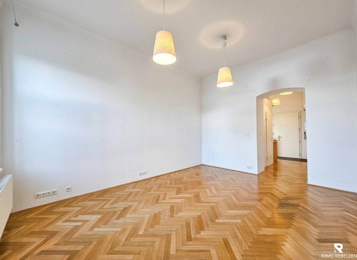 Bright Commercial Space in Vienna 21