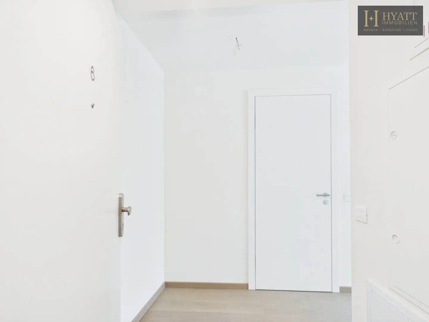 Wohnung Neustift am Walde Neubau Balkon Wienblick
