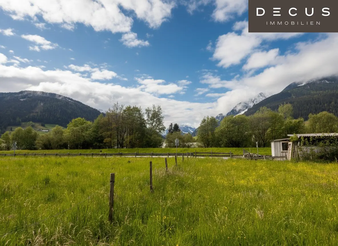 Sunny plot in a quiet location with a view in Mittersill
