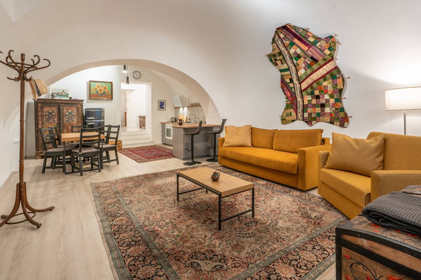 Sanierte Erdgeschosswohnung Zentrum Feriennutzung