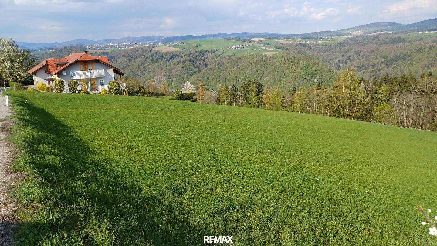 2 Baugrundstücke mit Aussicht in Vichtenstein