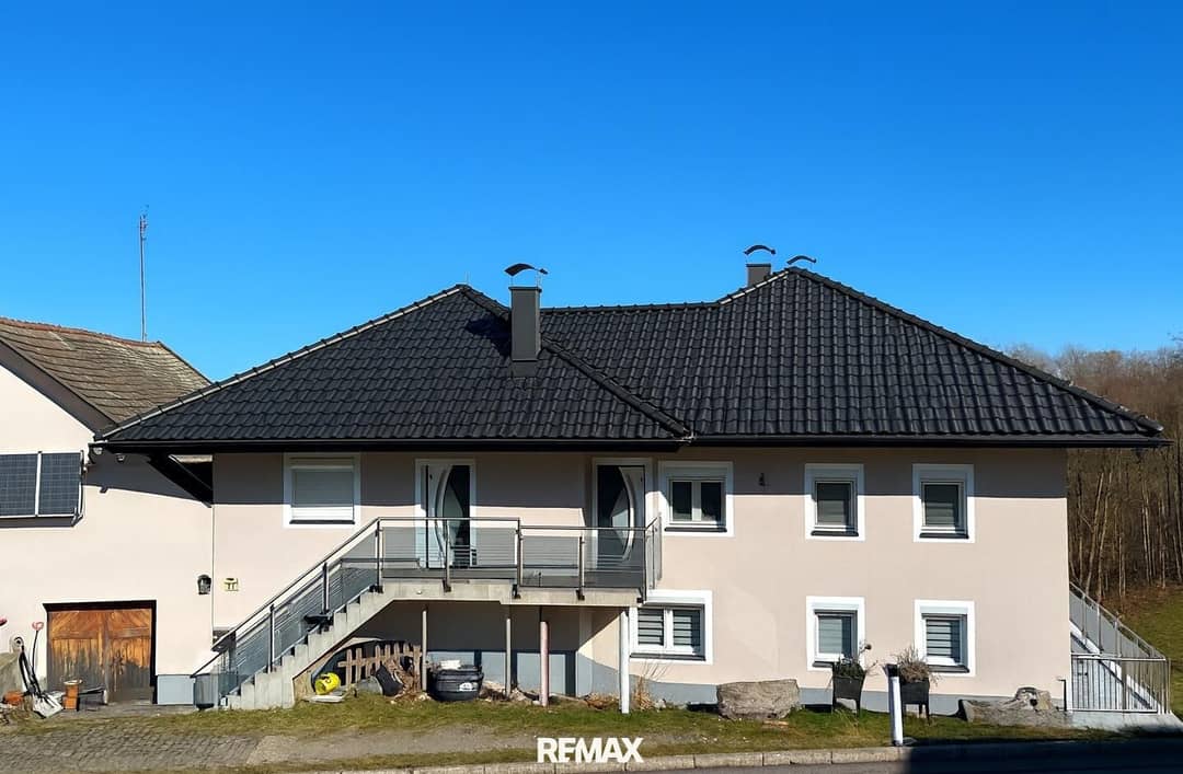 Großzügiges Mehrfamilienhaus in Vichtenstein