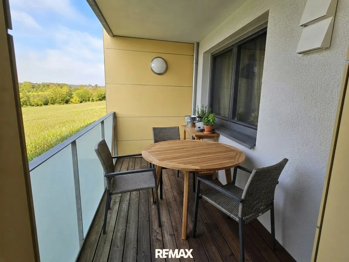 Apartment with loggia in a quiet central location