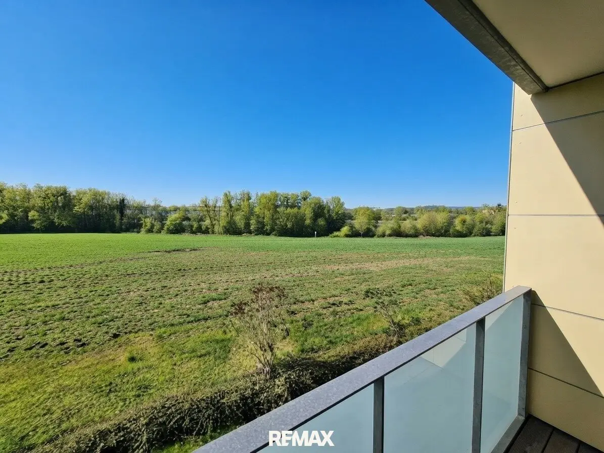 Apartment with loggia in a quiet central location