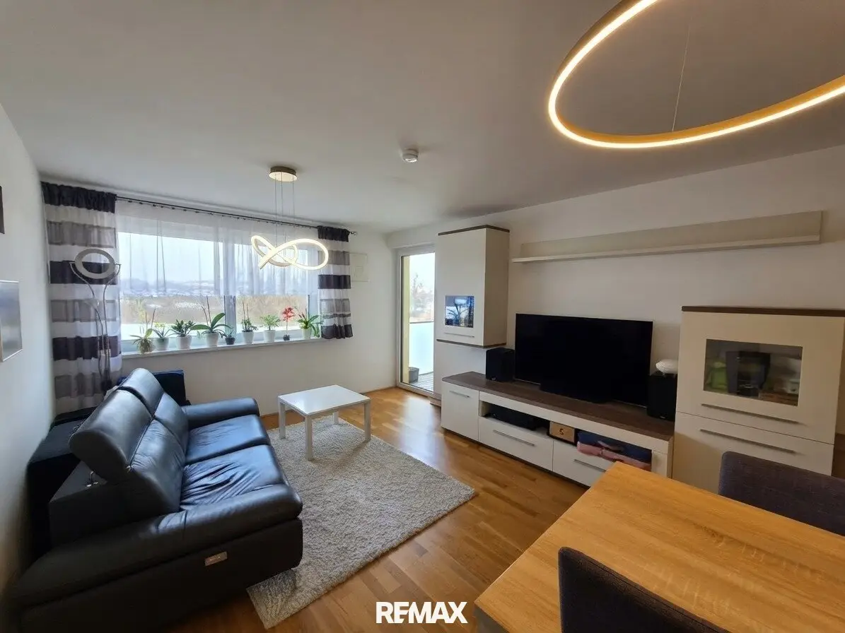 Apartment with loggia in a quiet central location